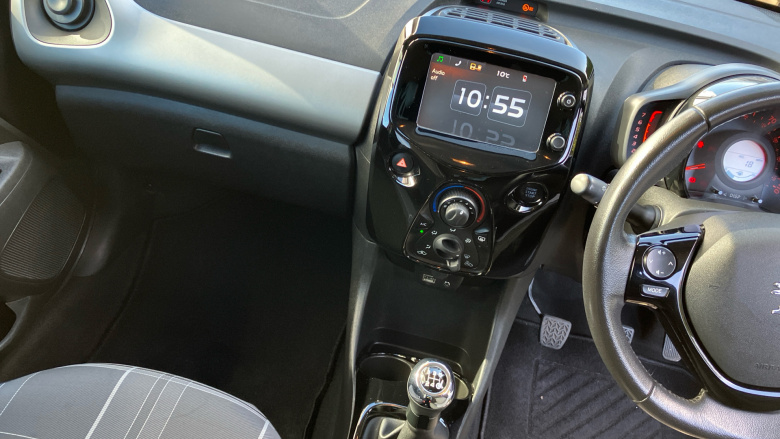 Peugeot 108 1.2 PureTech Allure 5dr Petrol Hatchback